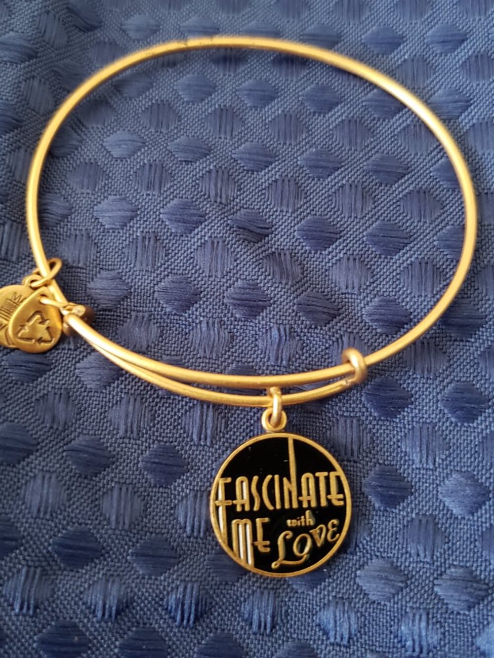 Alex and Ani Fascinate Me With Love Bangle Charm Bracelet Gold Resilience 283